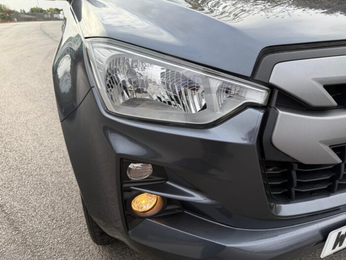 Isuzu D-Max DL20 - Image 16