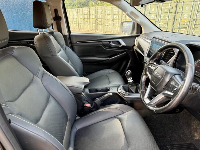 Isuzu D-Max DL40 (£7K Worth Of Extras!!) - Image 28