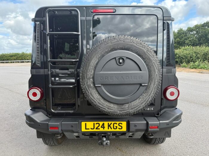 INEOS Grenadier Station Wagon Fieldmaster Edition - Image 9