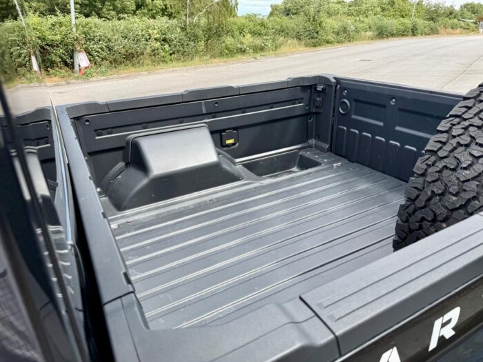 INEOS Grenadier Quartermaster Fieldmaster - Image 10