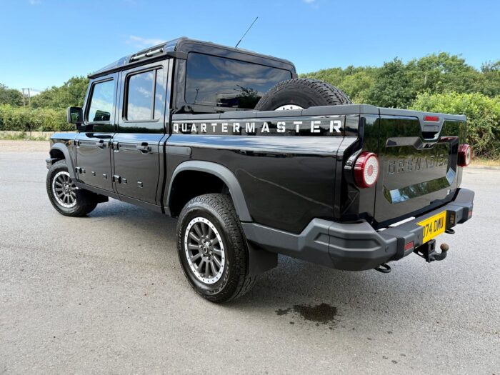 INEOS Grenadier Quartermaster Fieldmaster Edition - Image 2