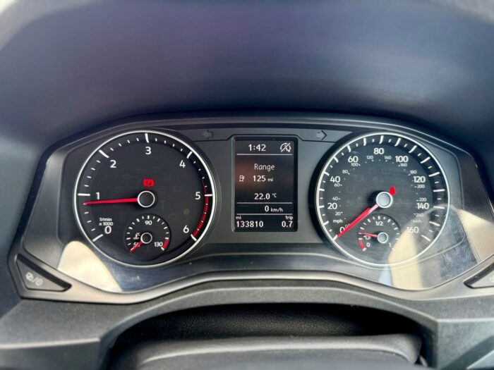 Volkswagen Amarok 3.0L V6 TDI - Image 17