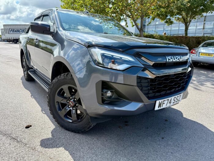 Isuzu D-Max V-Cross (Ex Management Vehicle)