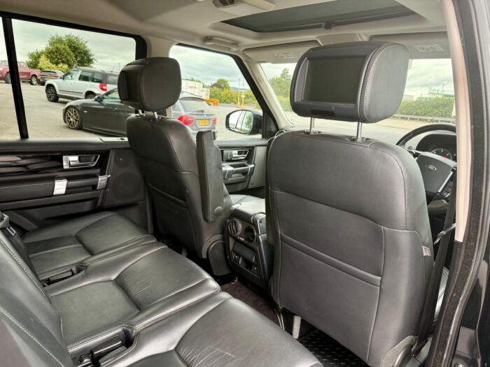Land Rover Discovery 4 SDV6 Landmark Edition - Image 17