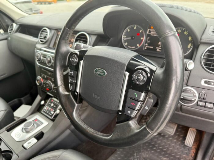Land Rover Discovery 4 SDV6 Landmark Edition - Image 16