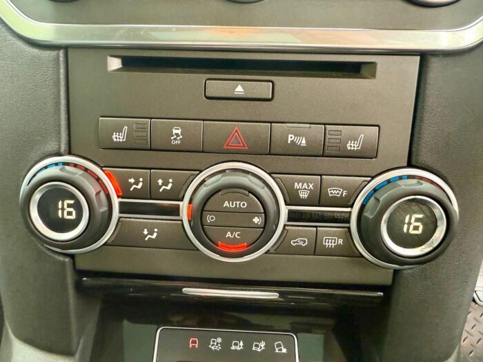Land Rover Discovery 4 SDV6 Landmark Edition - Image 21