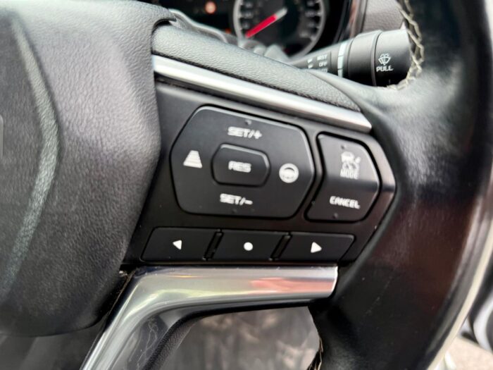 Isuzu D-Max DL40 - Image 14