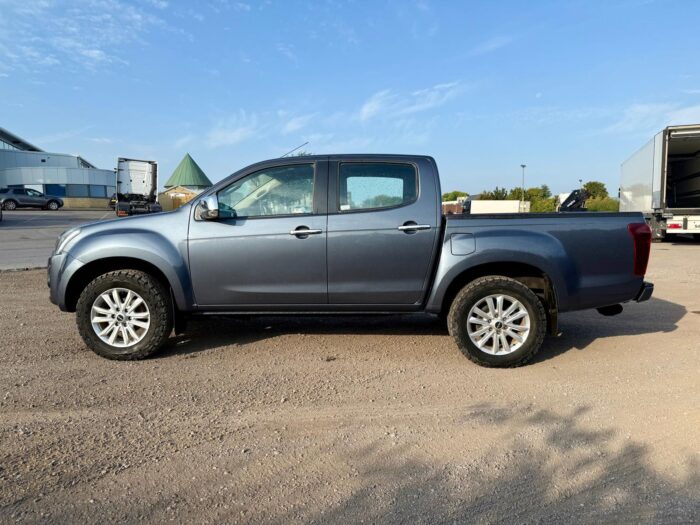 Isuzu D-Max Yukon - Image 8