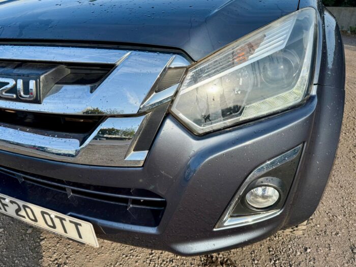 Isuzu D-Max Yukon - Image 12