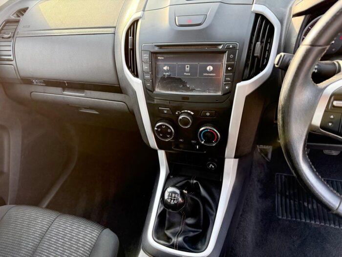 Isuzu D-Max Yukon - Image 16