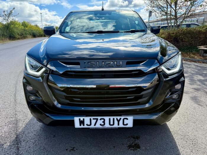 Isuzu D-Max V-Cross Automatic - Image 7