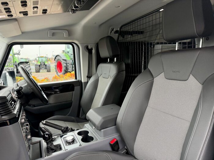 INEOS Grenadier Commercial 2-Seat Utility Wagon - Image 11