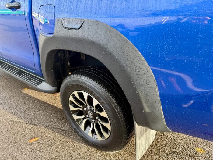 Toyota Hilux GR Sport 2.8L - Image 11