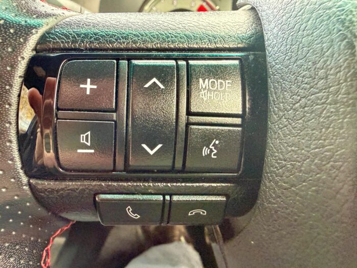 Toyota Hilux GR Sport 2.8L - Image 27