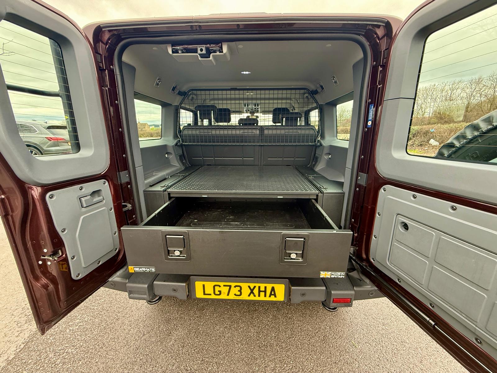 INEOS Grenadier Utility Wagon (5-Seat) - Image 12