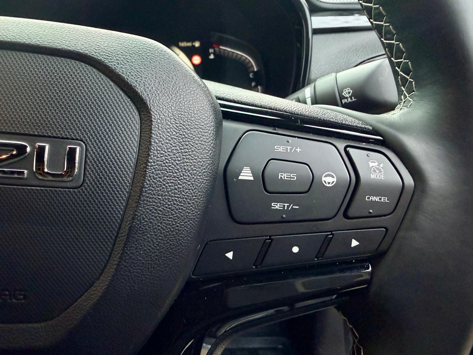 Isuzu D-Max V-Cross Commercial (Ex Demonstrator) - Image 14