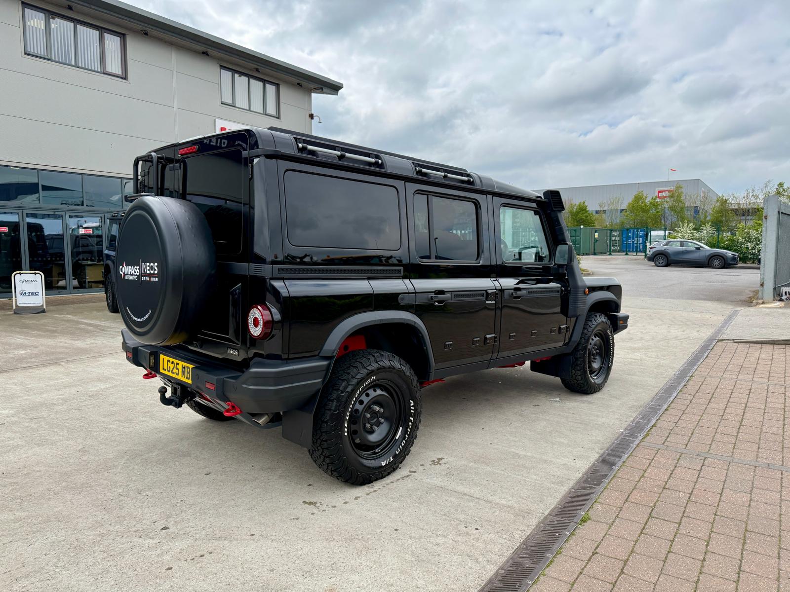INEOS Grenadier Station Wagon Trialmaster Edition - Image 3