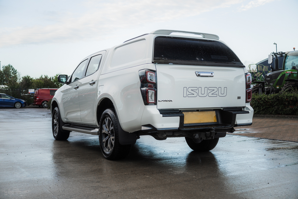 Isuzu D-Max DL40 Automatic - Image 5