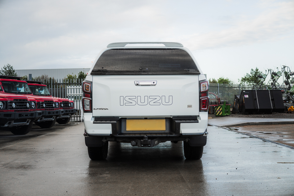 Isuzu D-Max DL40 Automatic - Image 4