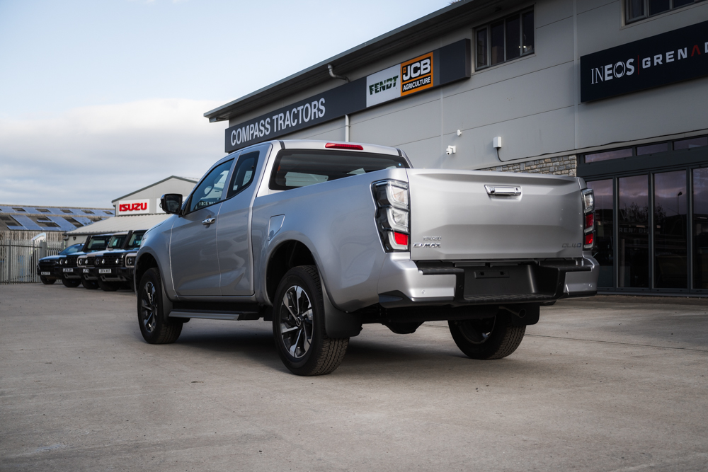 Brand New 2.2L 8-Speed Isuzu D-Max DL40 Extended Cab Auto - Image 6