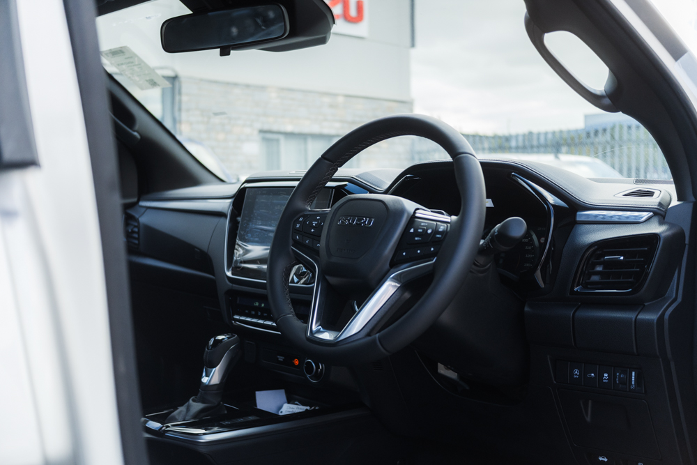 Brand New 2.2L 8-Speed Isuzu D-Max DL40 Extended Cab Auto - Image 21