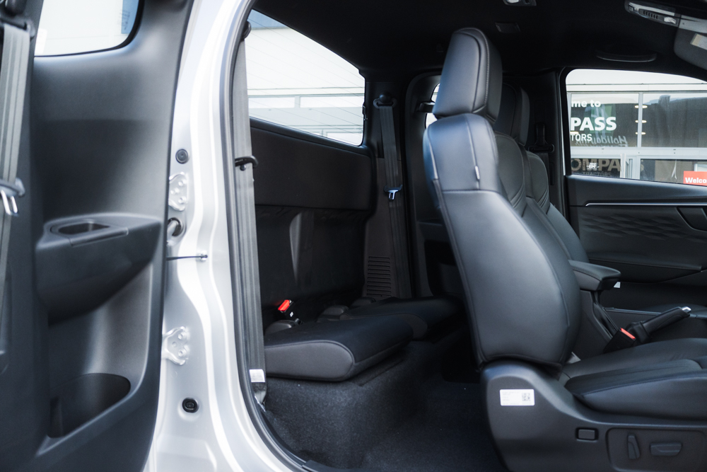 Brand New 2.2L 8-Speed Isuzu D-Max DL40 Extended Cab Auto - Image 22