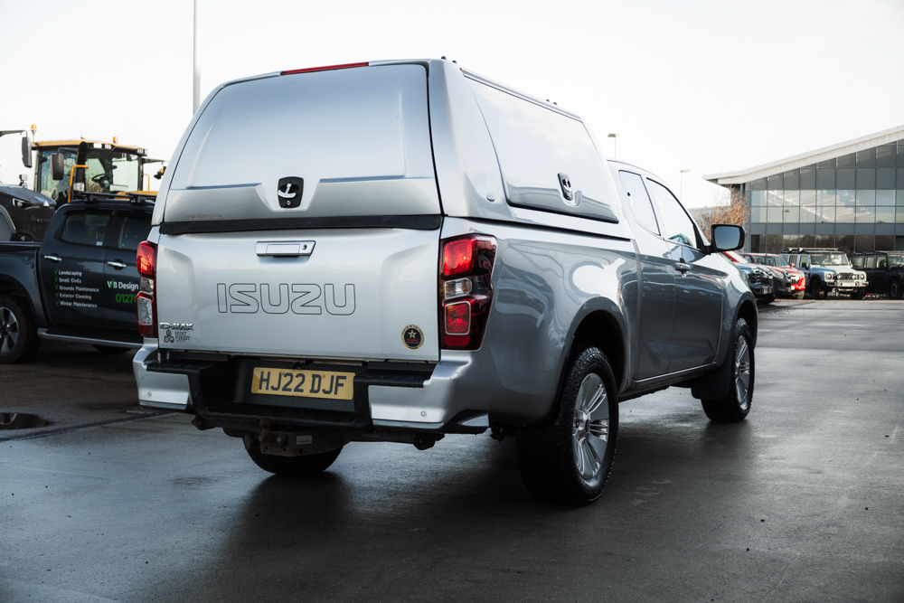 Isuzu D-Max DL20 Extended Cab Manual - Image 10