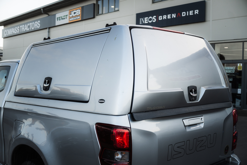 Isuzu D-Max DL20 Extended Cab Manual - Image 12