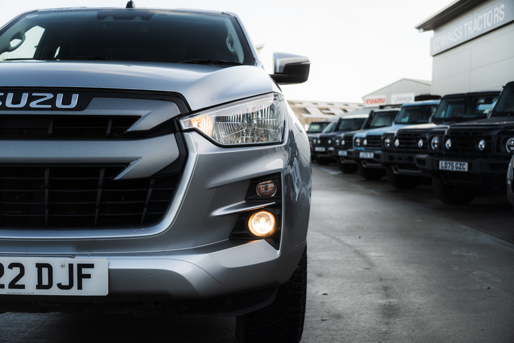 Isuzu D-Max DL20 Extended Cab Manual - Image 7