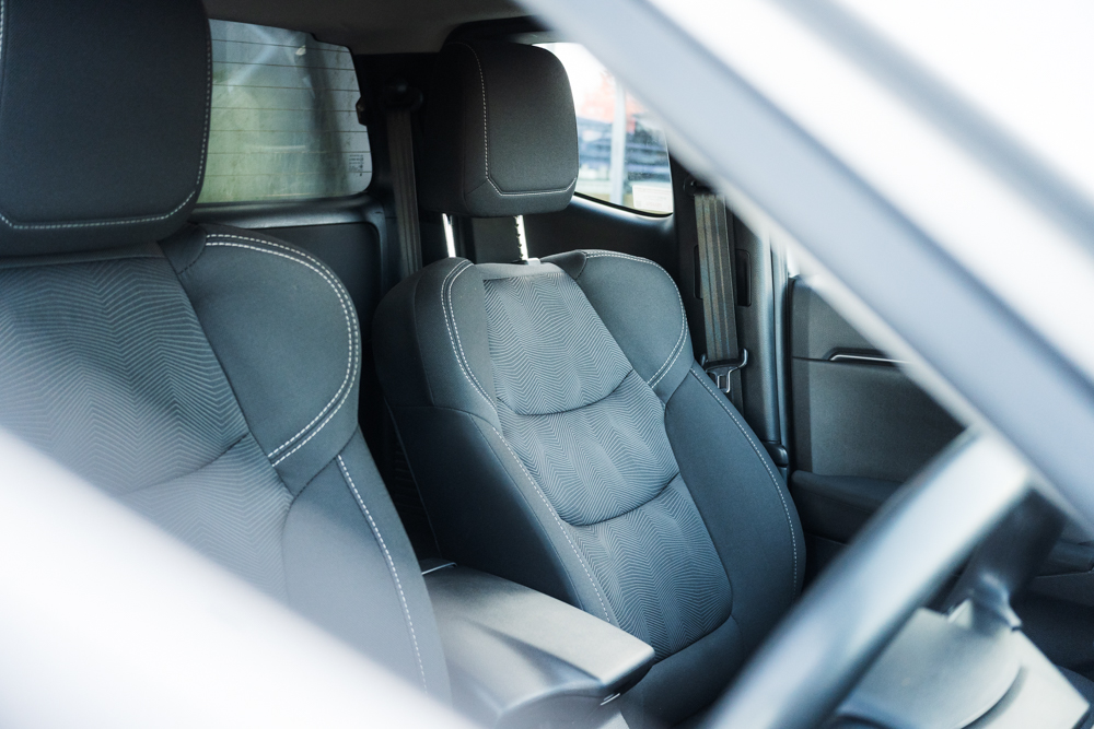 Isuzu D-Max DL20 Extended Cab Manual - Image 27